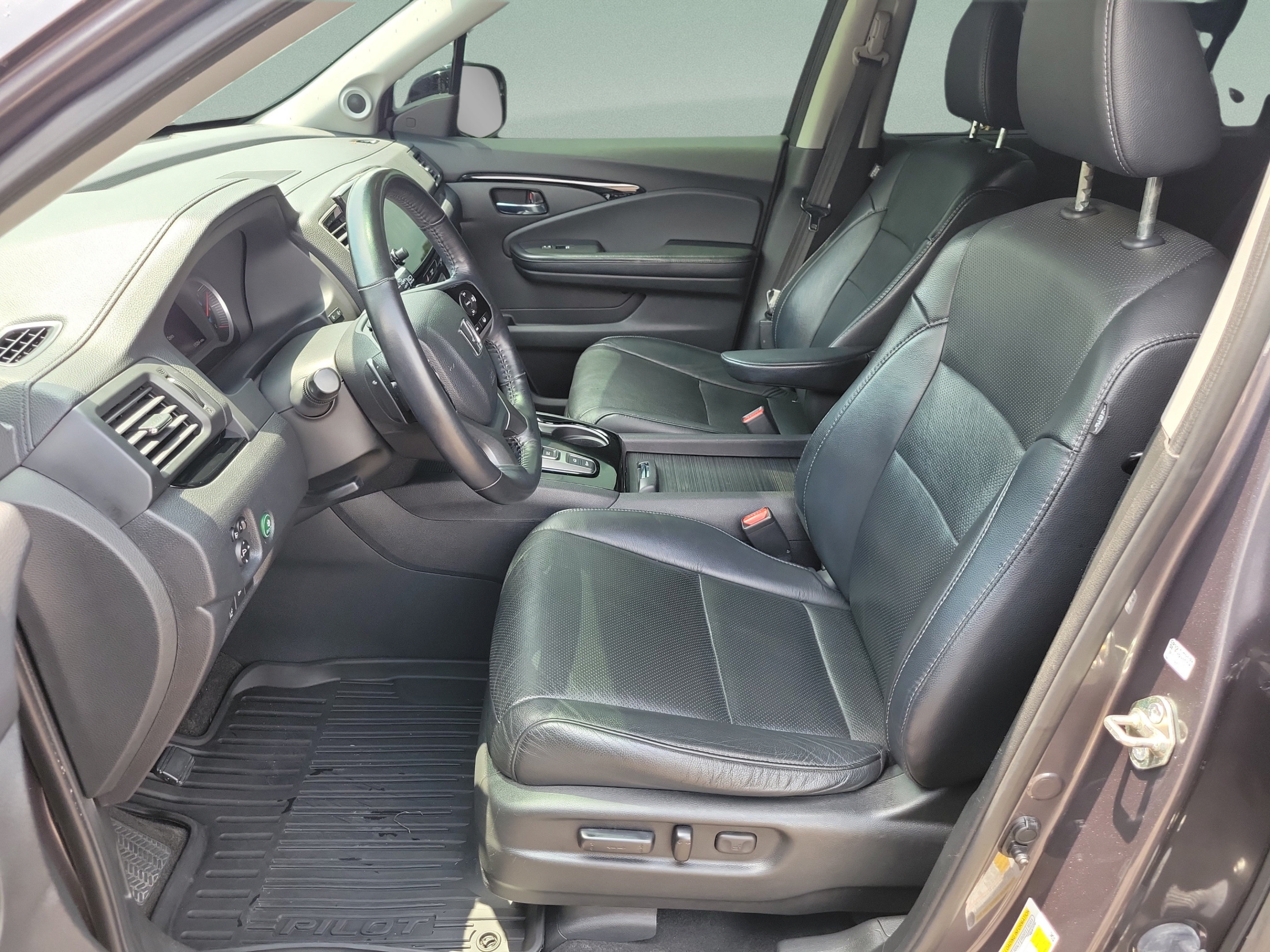 Certified 2019 Honda Pilot Elite image 25