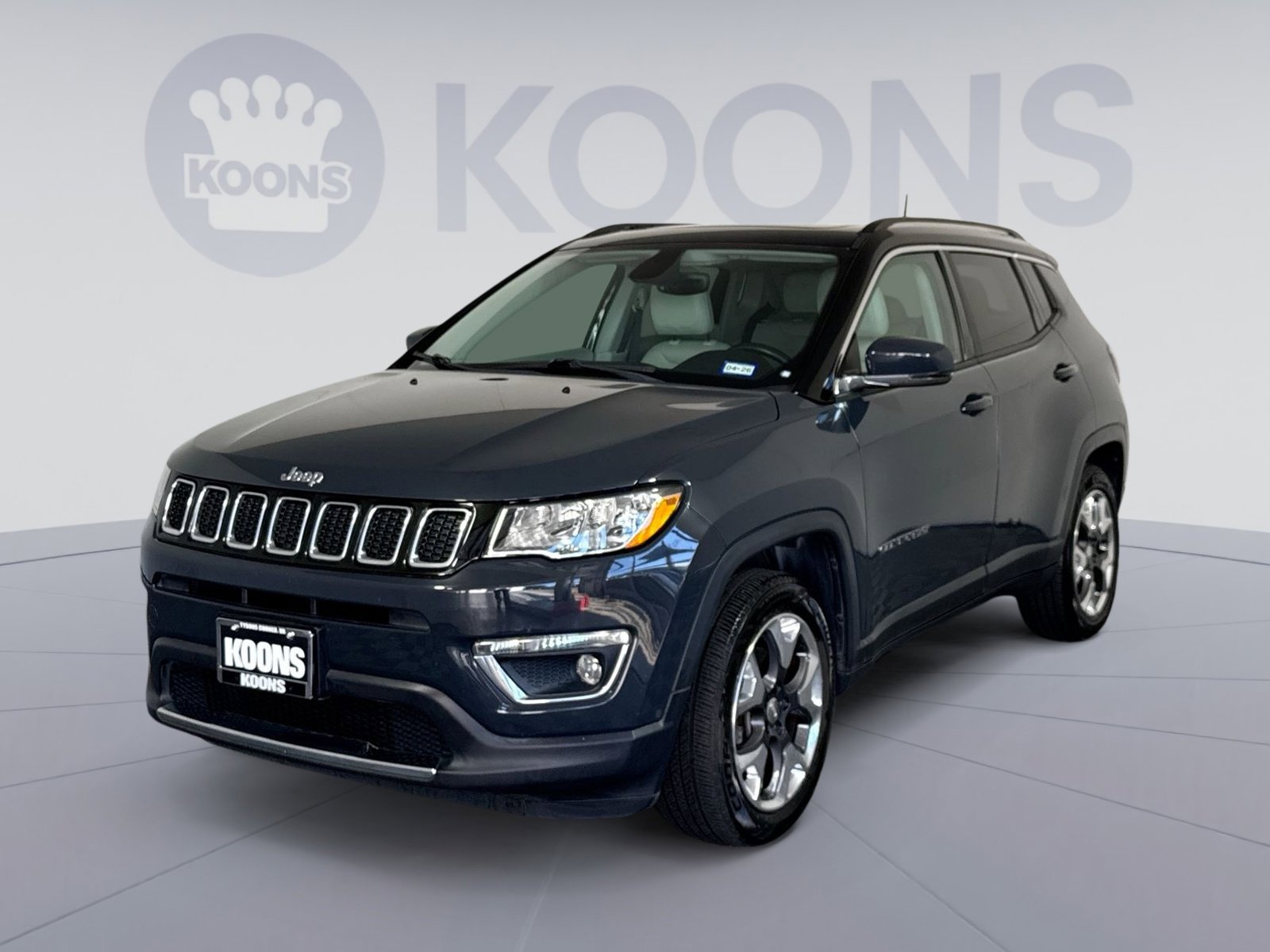 Used 2018 Jeep Compass Limited w/ Navigation Group AWD/4WD image 1