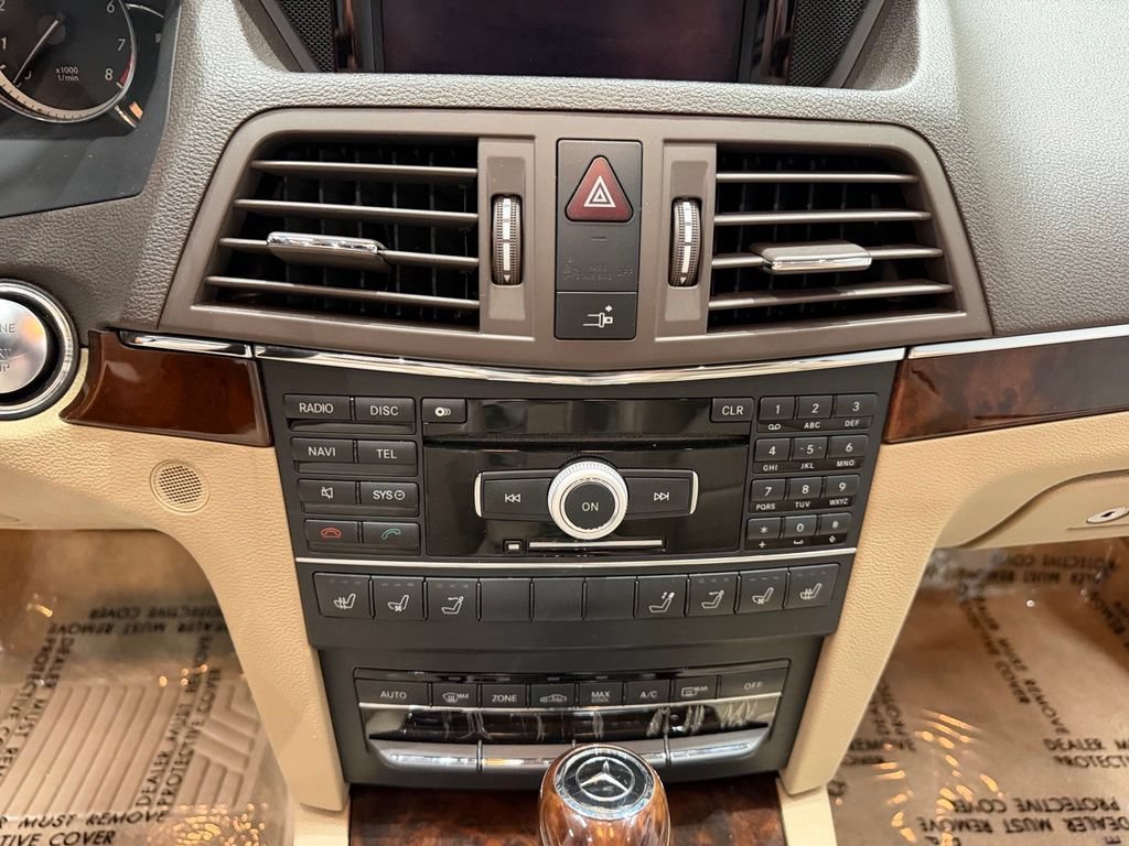 Used 2011 Mercedes-Benz E 350 Cabriolet image 34