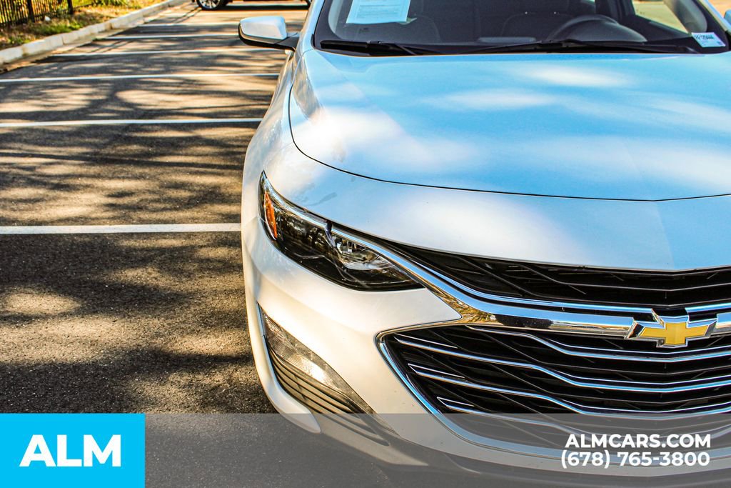 Used 2024 Chevrolet Malibu LT FWD image 12