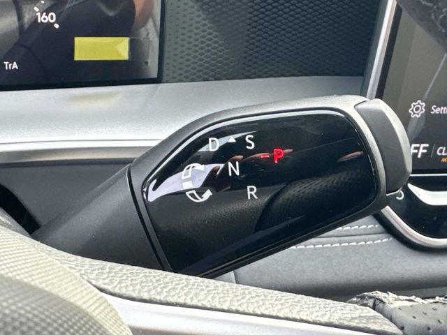 New 2026 Volkswagen Tiguan SE R-Line image 25