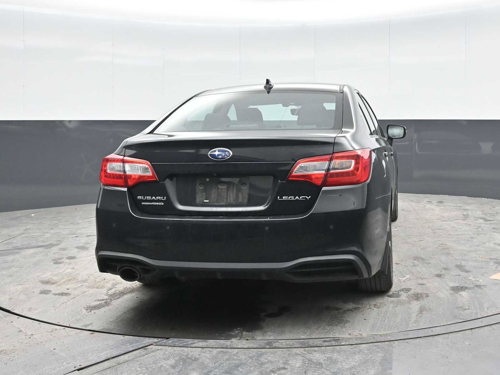Used 2018 Subaru Legacy 2.5i Limited AWD/4WD image 10
