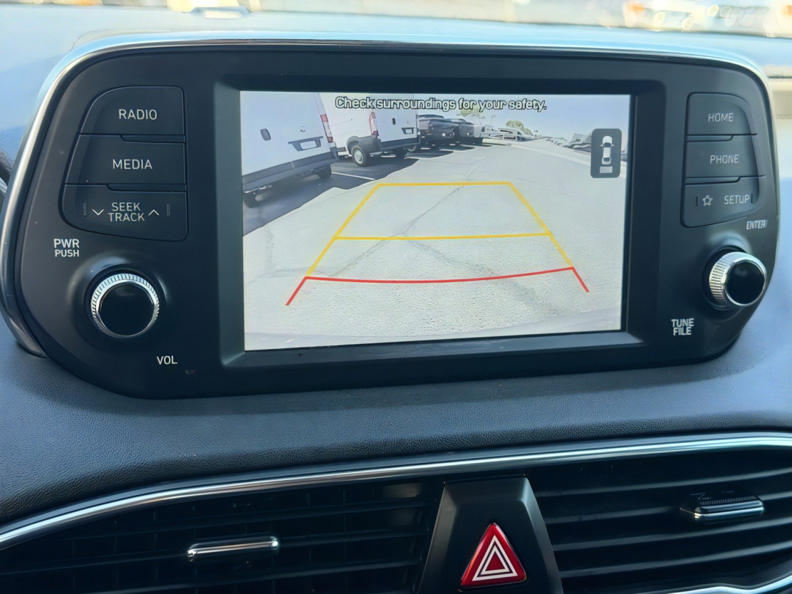 Used 2020 Hyundai Santa Fe SE image 26