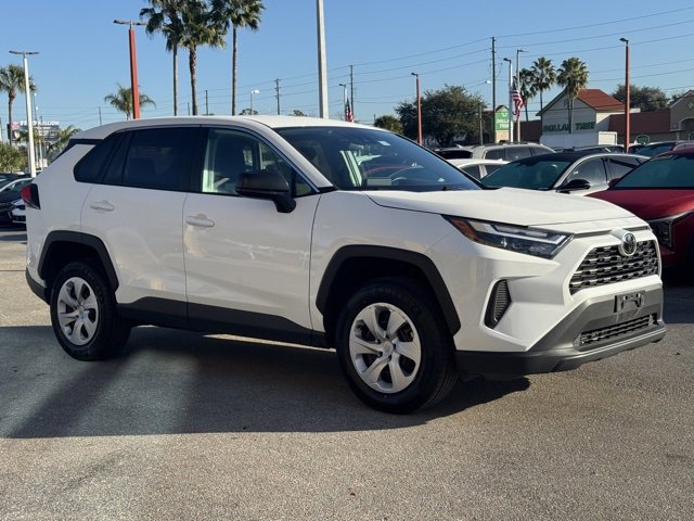 Used 2024 Toyota RAV4 LE image 7