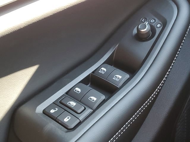 New 2025 Jeep Grand Cherokee Limited w/ Luxury Tech Group II image 15