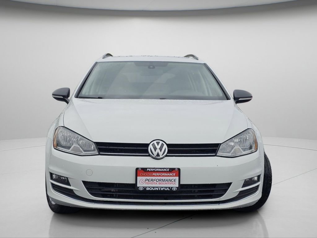 Used 2017 Volkswagen Golf SE FWD image 3