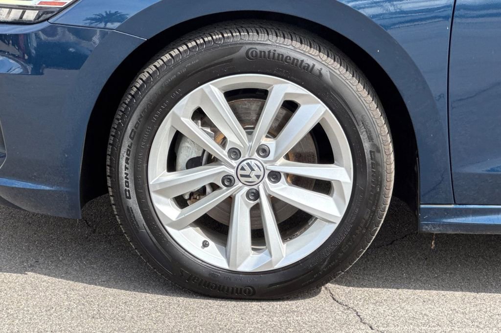 Used 2021 Volkswagen Passat 2.0T S FWD image 30