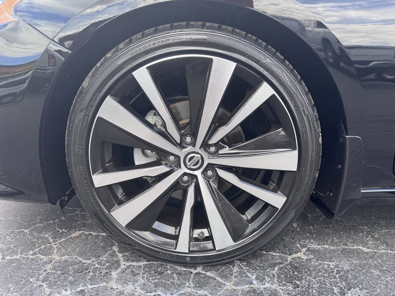 Used 2020 Nissan Altima 2.0 Platinum image 13