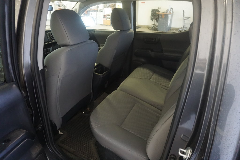 Used 2023 Toyota Tacoma SR AWD/4WD image 18