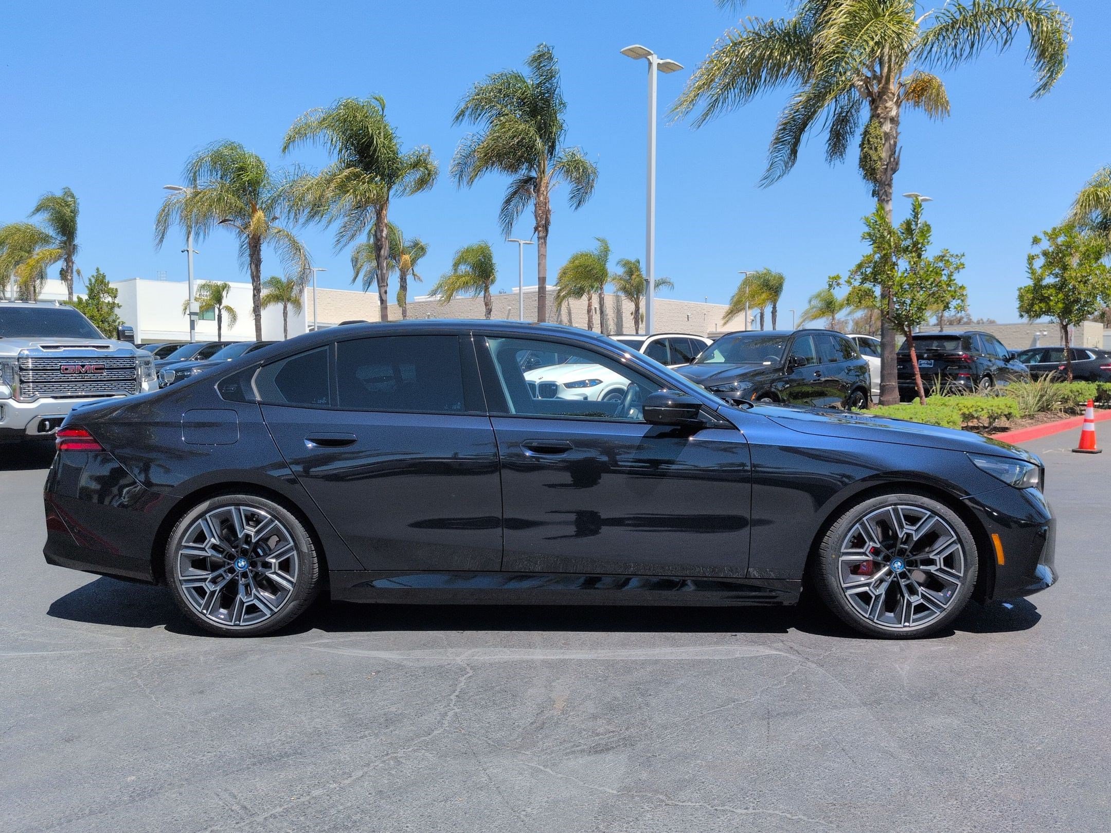 Certified 2024 BMW i5 M60 w/ Premium Package AWD/4WD image 11