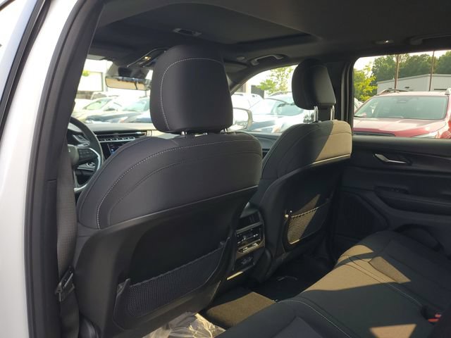 New 2026 Jeep Grand Cherokee Laredo X RWD image 13