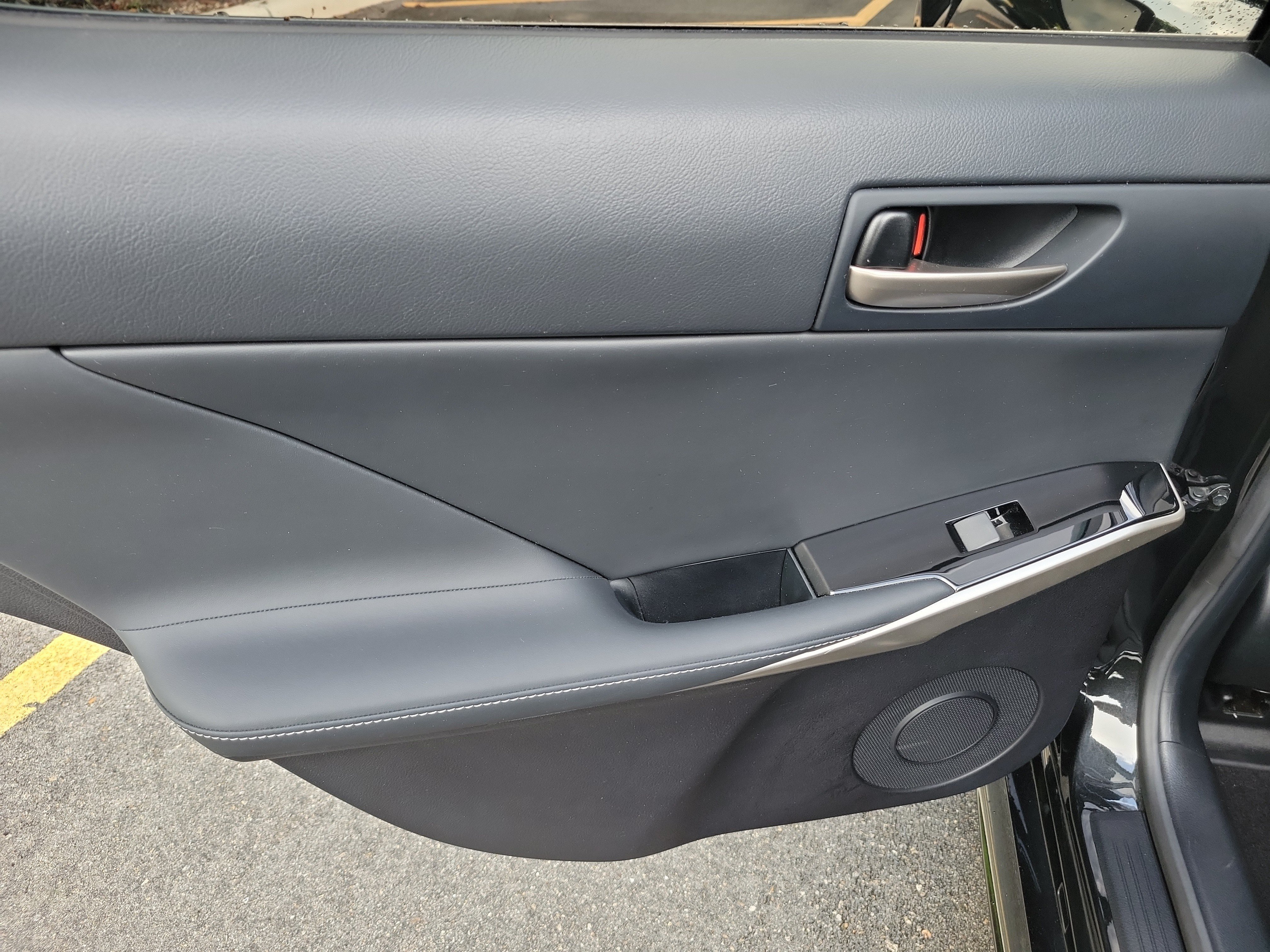 Used 2019 Lexus IS 300 w/ Premium Package RWD image 10