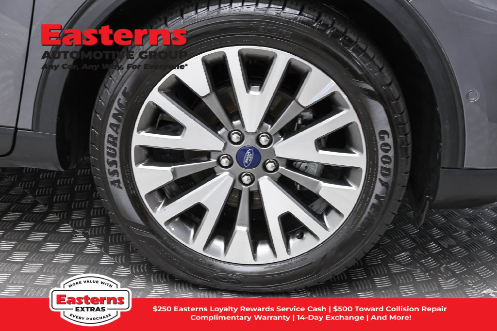 Used 2021 Ford Escape Titanium AWD/4WD image 34