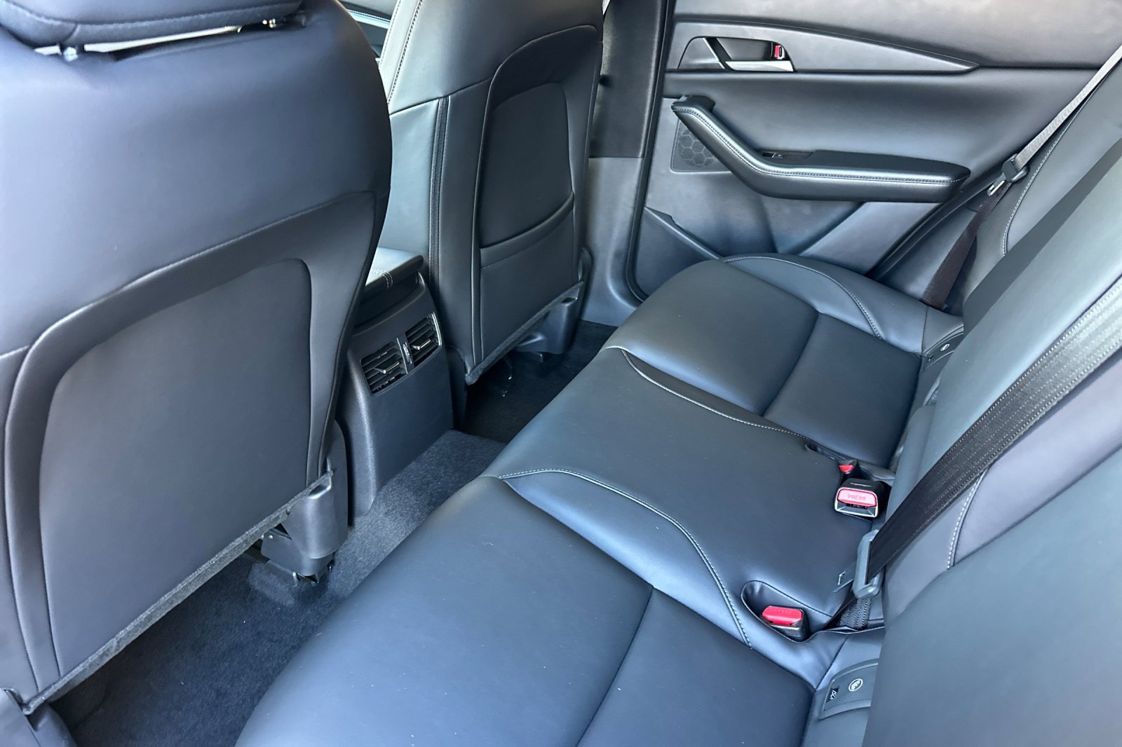 Used 2025 MAZDA CX-30 AWD 2.5 S w/ Select Sport Pkg image 14