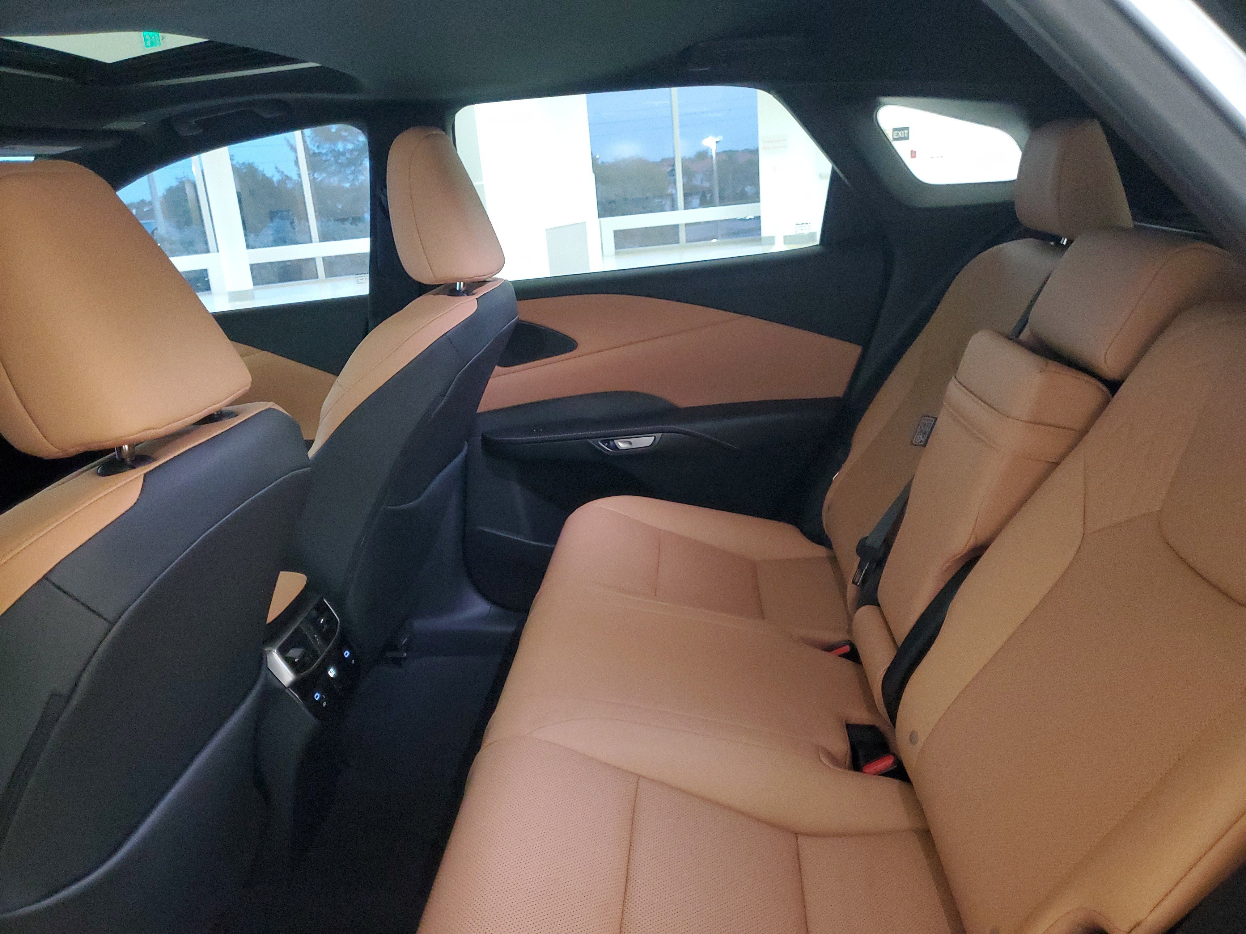 Used 2025 Lexus RX 350 Premium w/ Convenience Package image 15