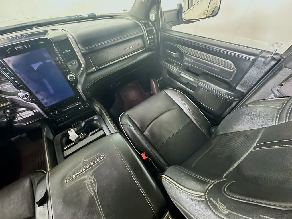 Used 2019 RAM 3500 Limited image 11