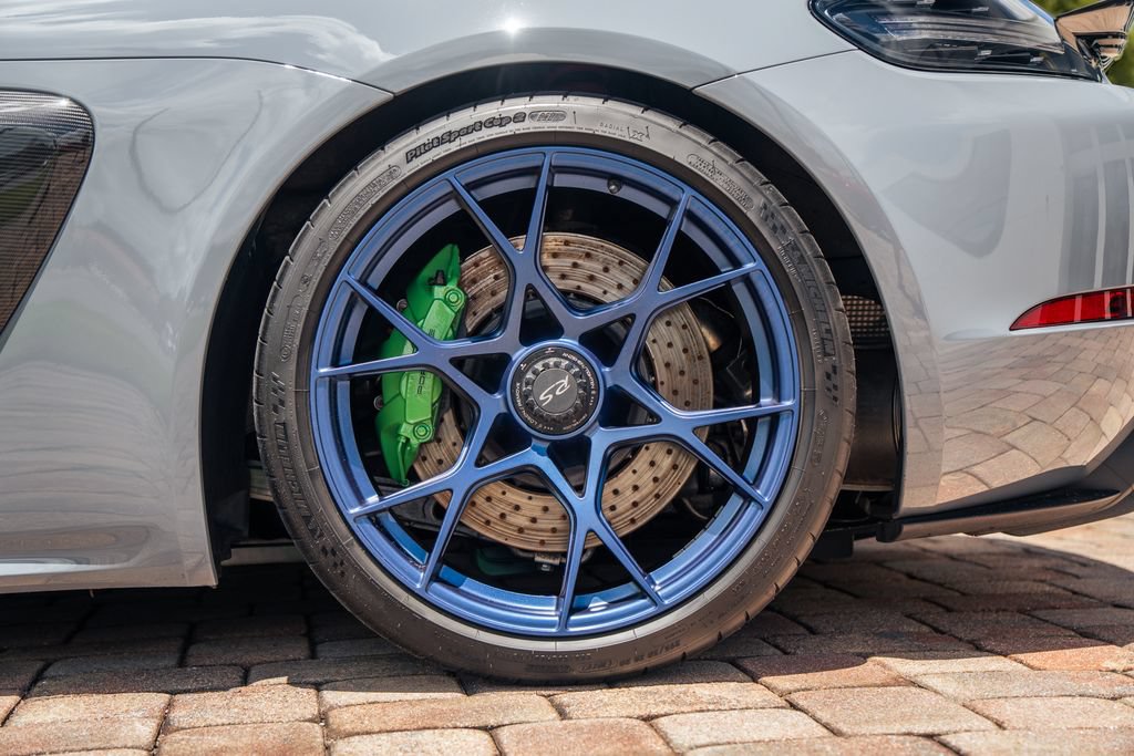 Used 2023 Porsche 718 Cayman GT4 RS RWD image 16