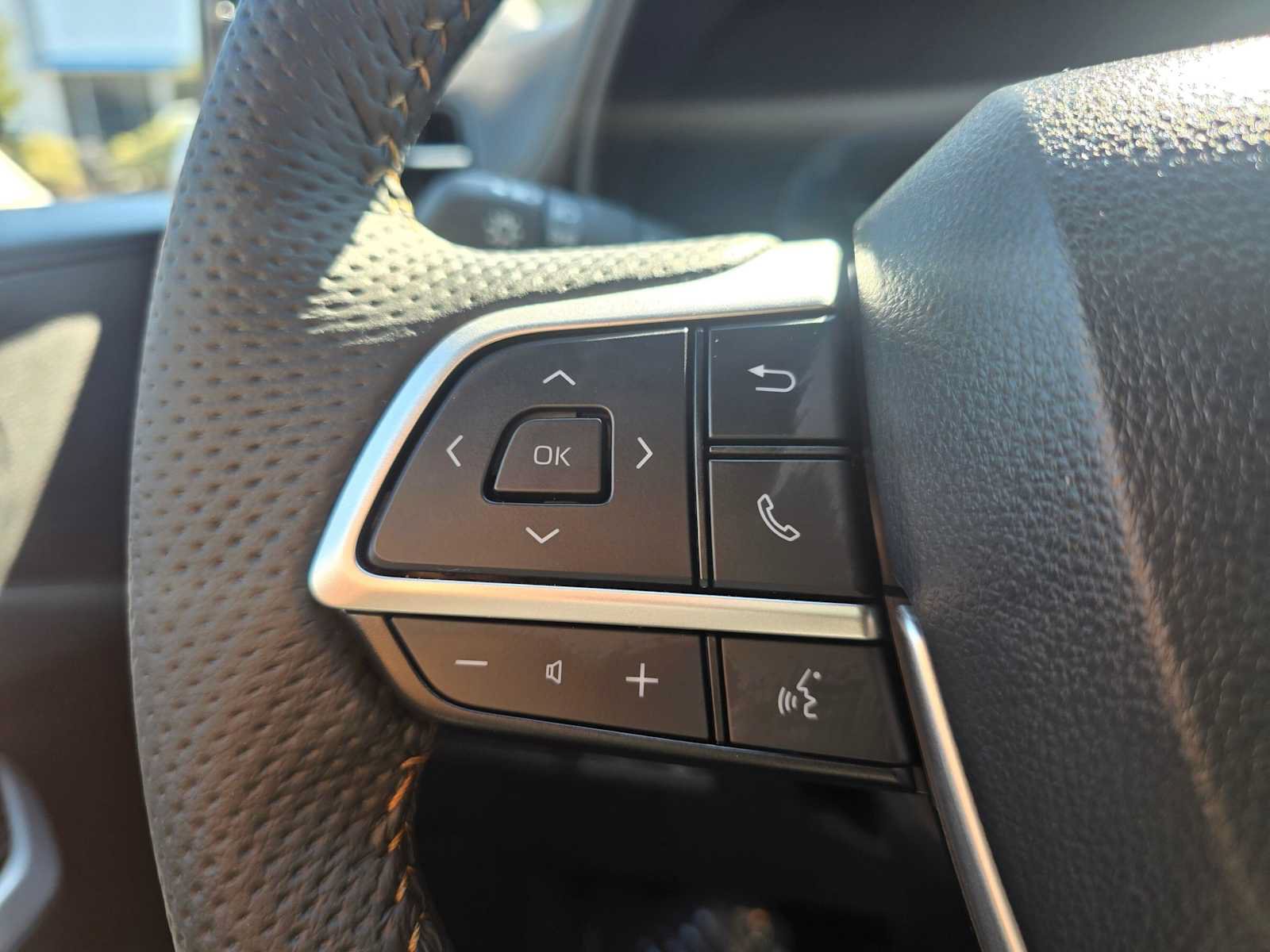New 2026 Toyota Sienna XLE Woodland Edition AWD/4WD image 32