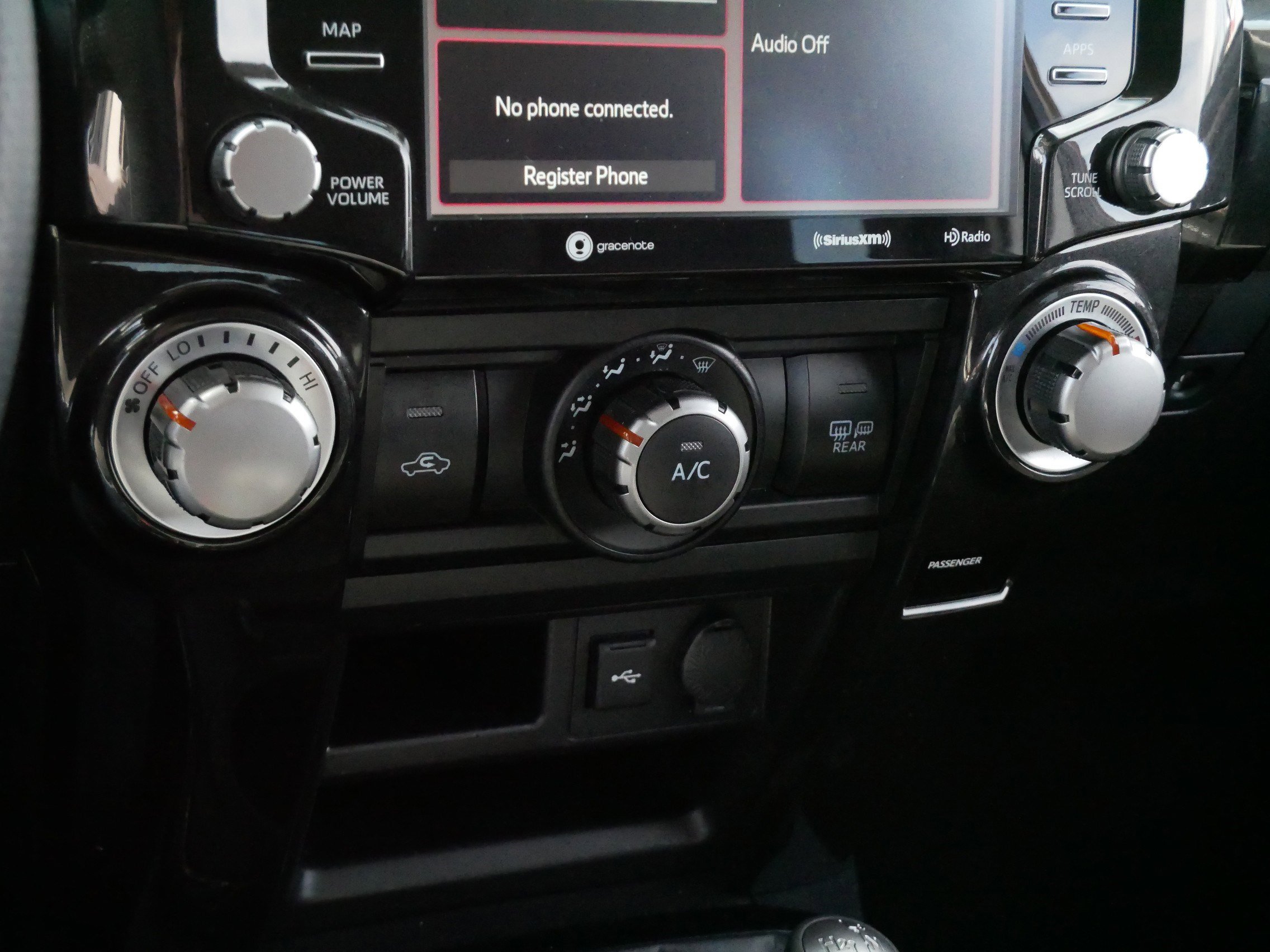 Certified 2024 Toyota 4Runner TRD Off-Road AWD/4WD image 23