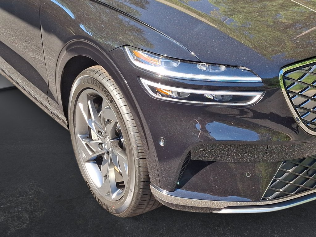 Used 2025 Genesis Electrified GV70 AWD/4WD image 28