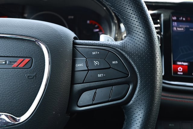 Used 2025 Dodge Durango GT RWD image 14