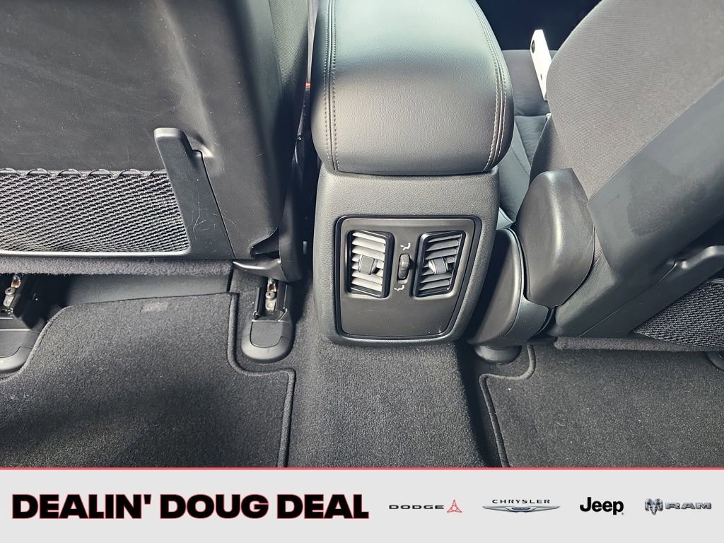 Used 2023 Dodge Durango SXT Launch Edition image 25