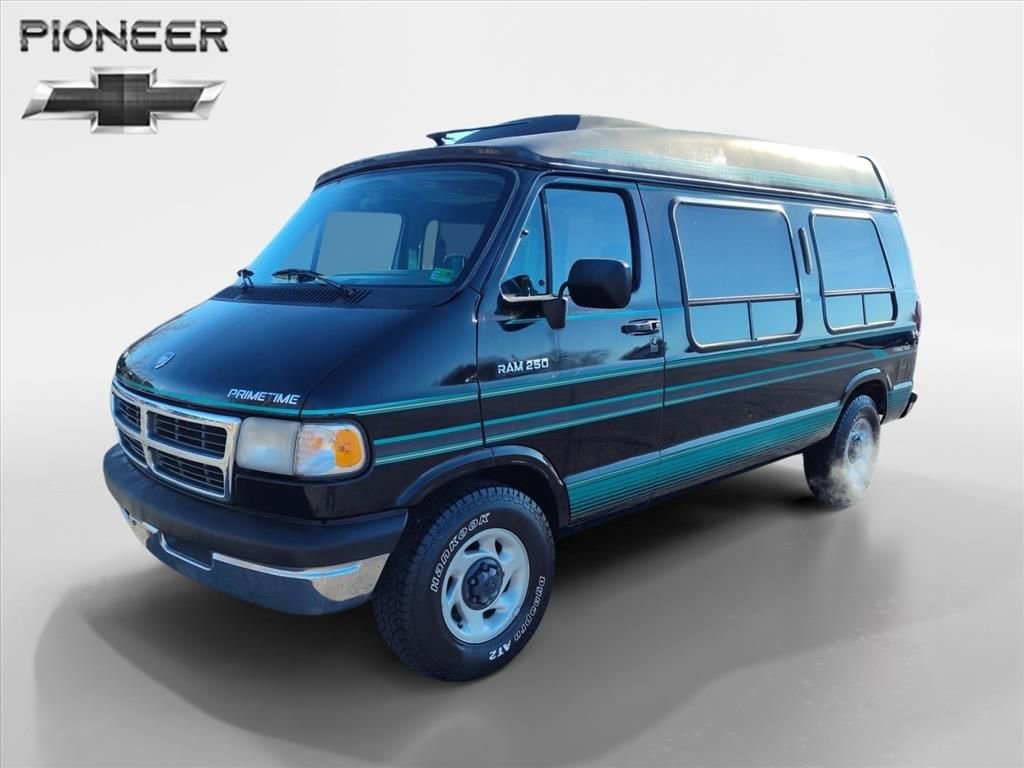 Used 1994 Dodge B2500 image 1