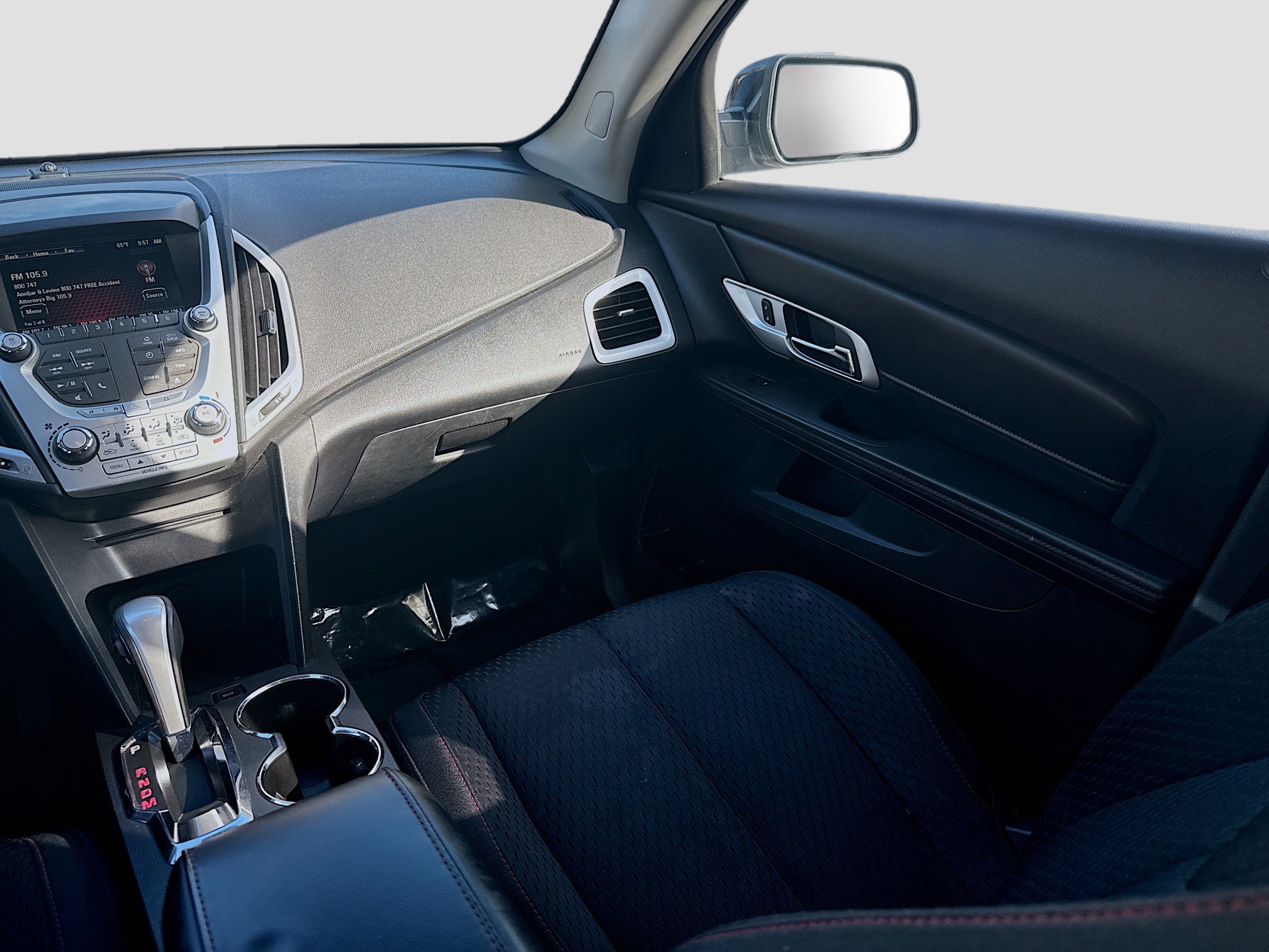 Used 2015 GMC Terrain SLE image 18