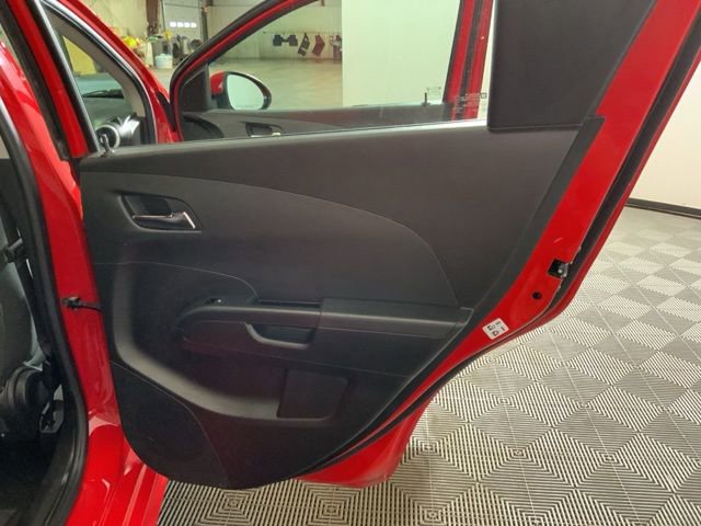 Used 2018 Chevrolet Sonic LT w/ Convenience Package FWD image 29