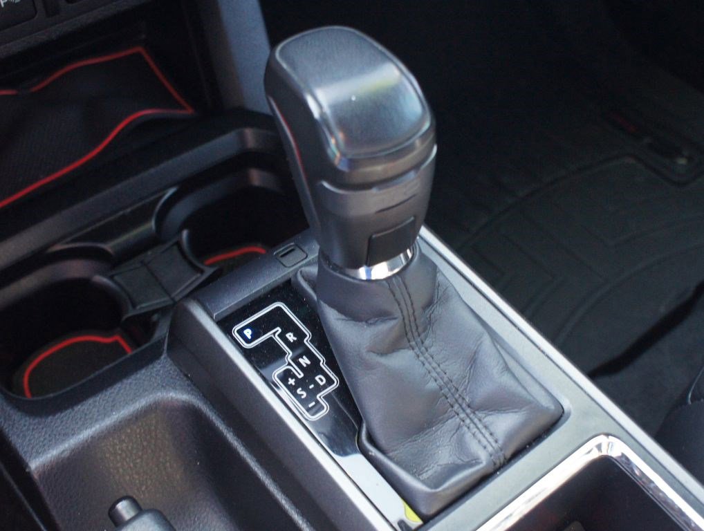 Used 2017 Toyota Tacoma TRD Pro AWD/4WD image 12
