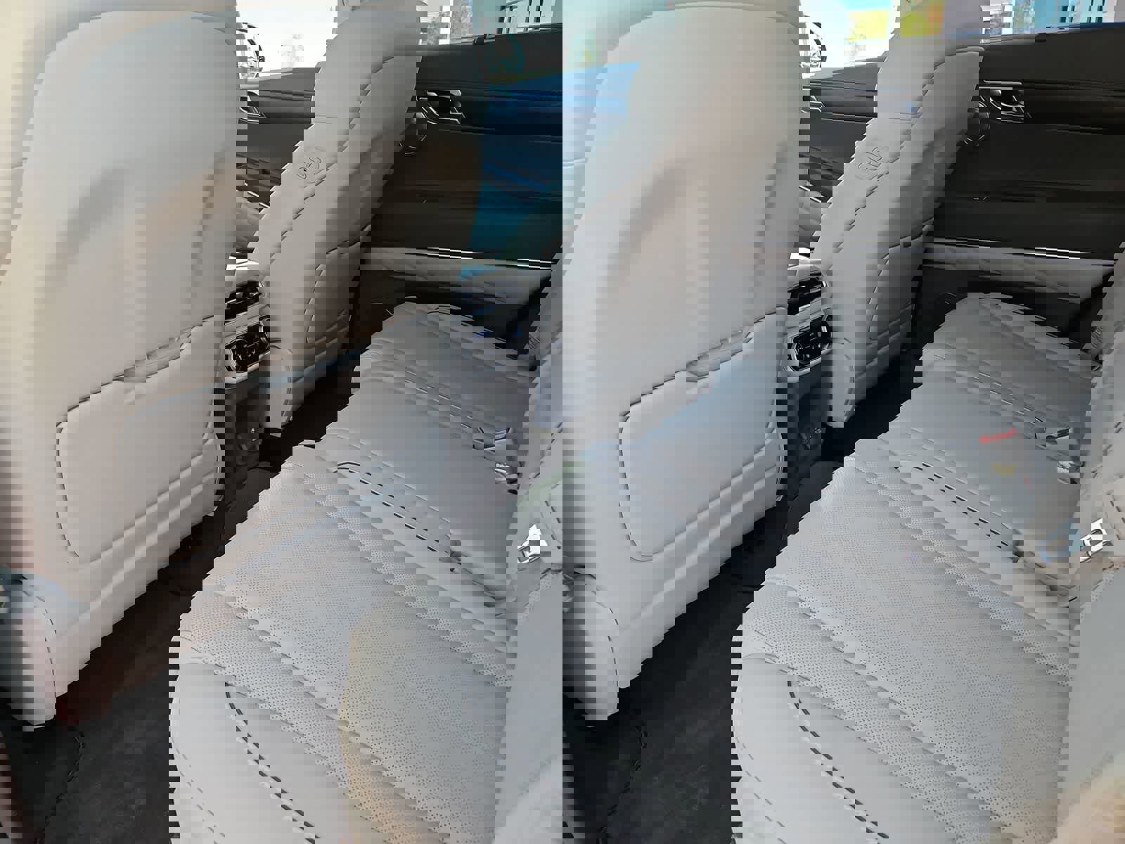 Used 2023 Genesis GV80 2.5T w/ Prestige 20" Package image 19