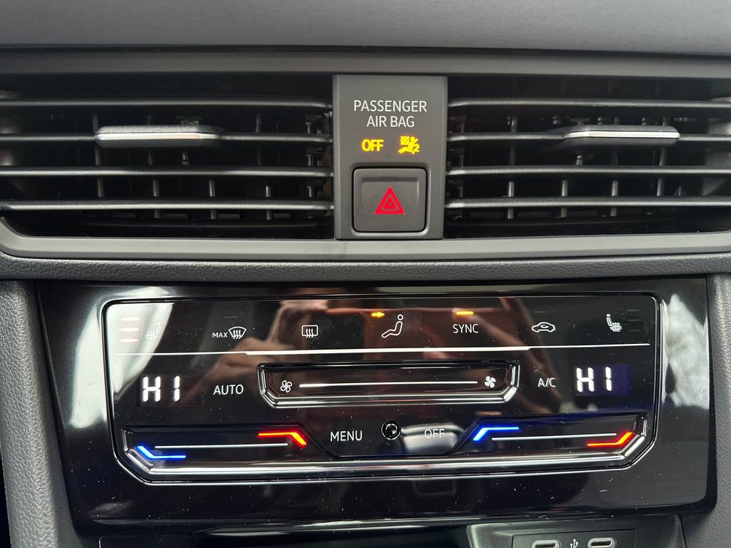 New 2026 Volkswagen Jetta SE image 11