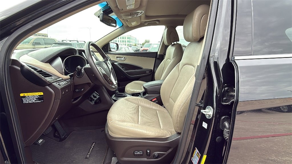 Used 2017 Hyundai Santa Fe Sport w/ 2.4L Tech Package 04 image 12