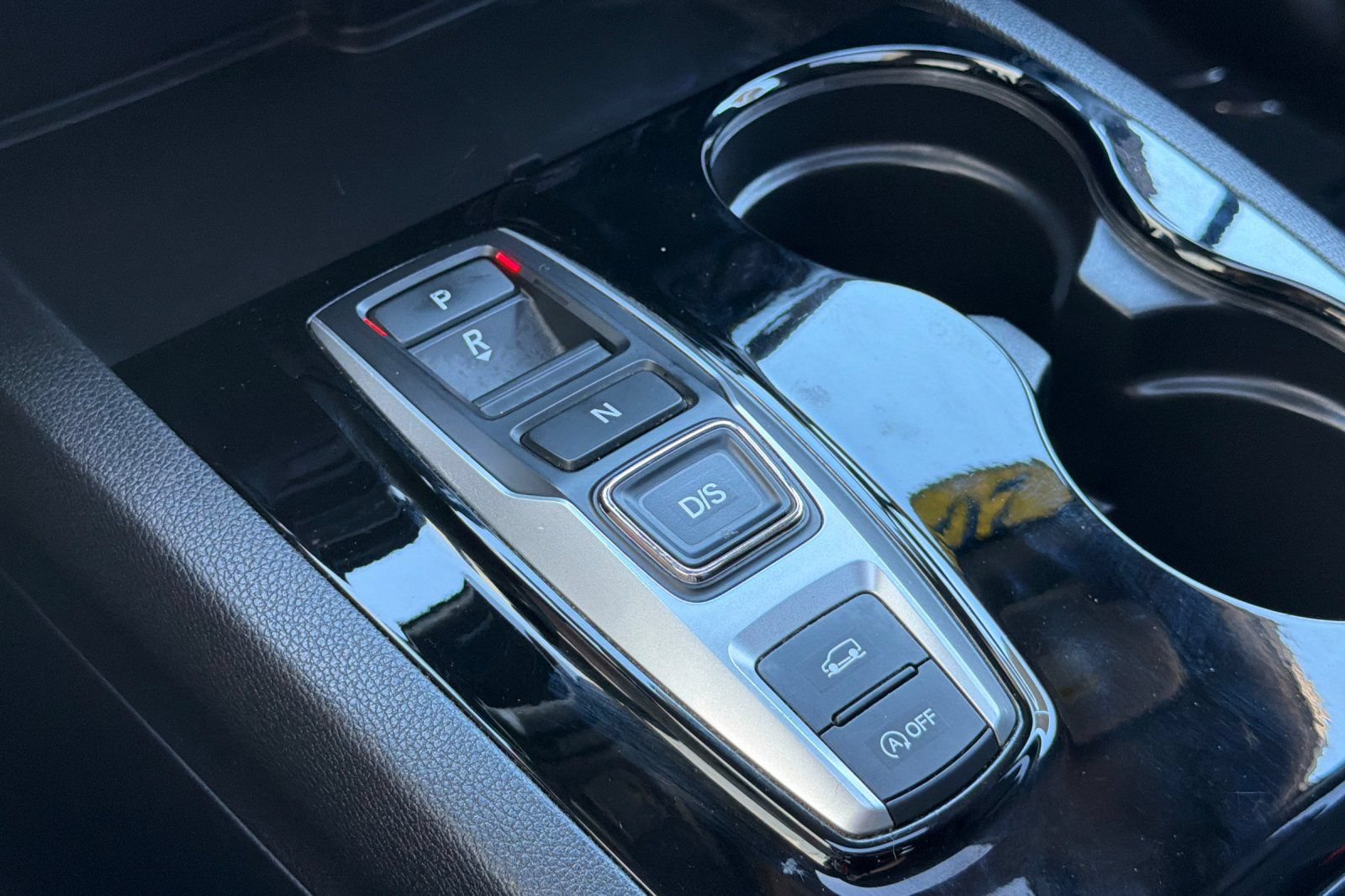 Used 2018 Honda Pilot Touring image 21