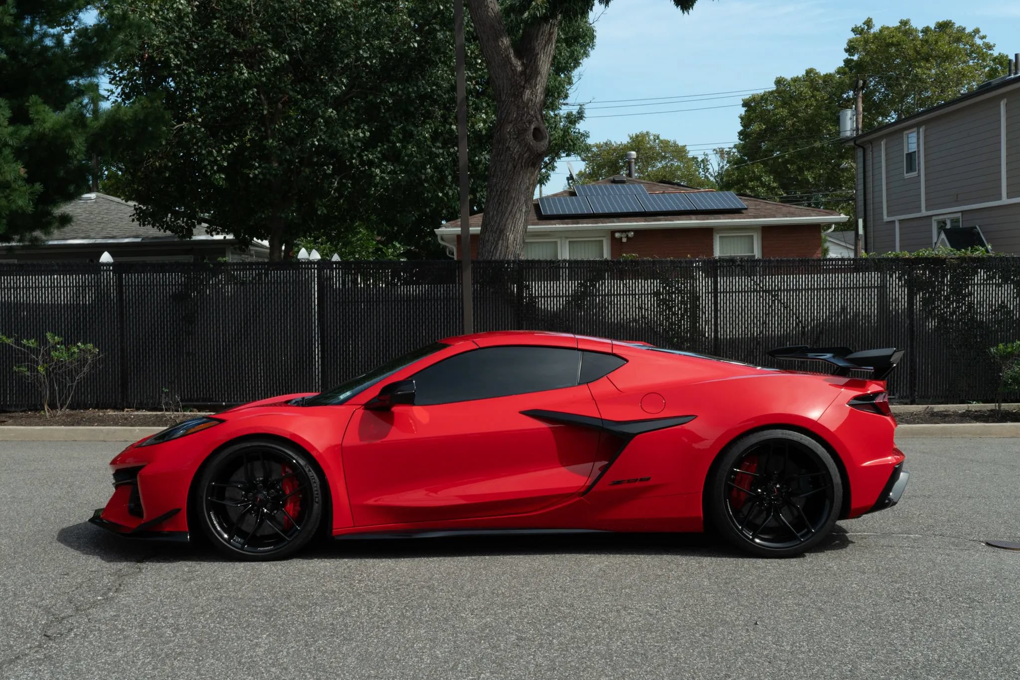 Used 2025 Chevrolet Corvette Z06 w/ Z07 Performance Package RWD image 7