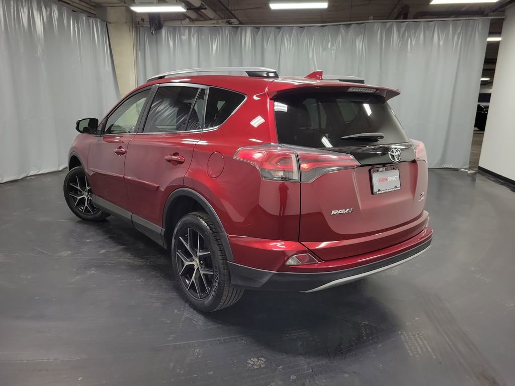 Used 2018 Toyota RAV4 SE w/ Power Extra Value Package image 6