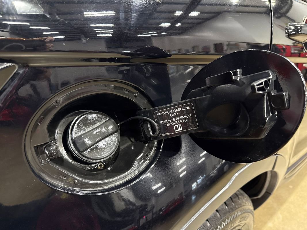 Used 2017 Land Rover Range Rover Evoque SE Premium image 76