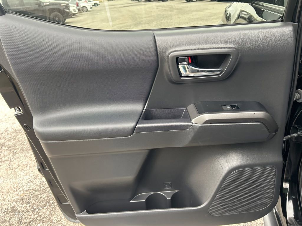 Used 2023 Toyota Tacoma TRD Off-Road w/ Technology Package image 27