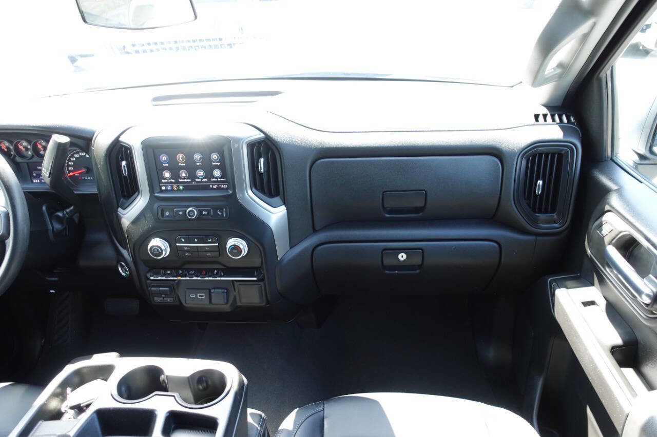 Used 2024 GMC Sierra 1500 Pro w/ Graphite Edition AWD/4WD image 39