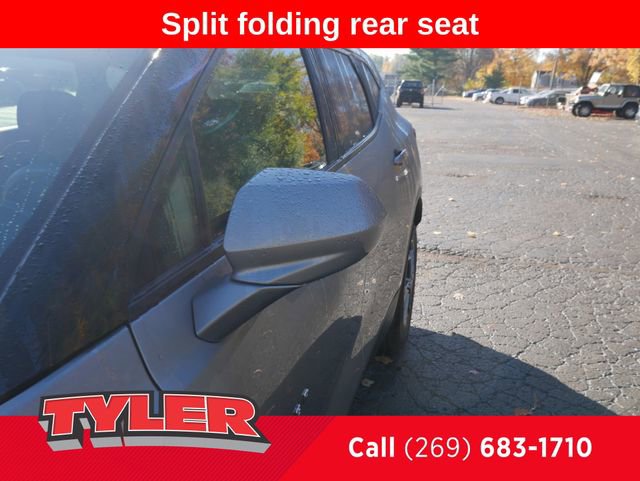 Used 2025 Chevrolet Blazer LT image 11