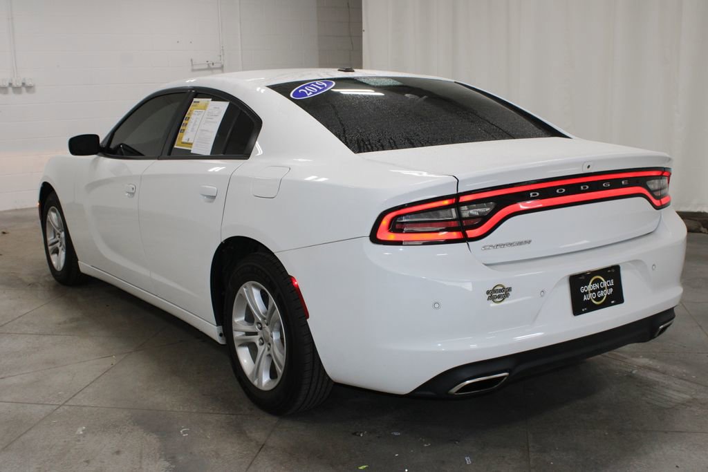 Used 2019 Dodge Charger SXT RWD image 7