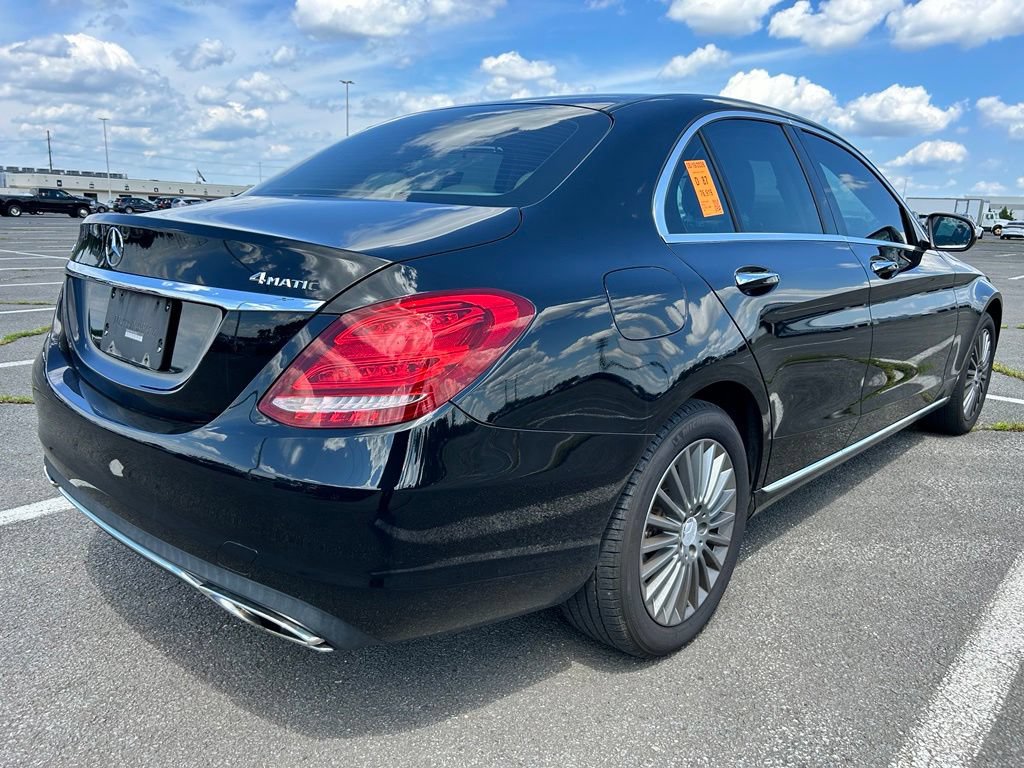 Used 2015 Mercedes-Benz C 300 4MATIC Sedan image 3