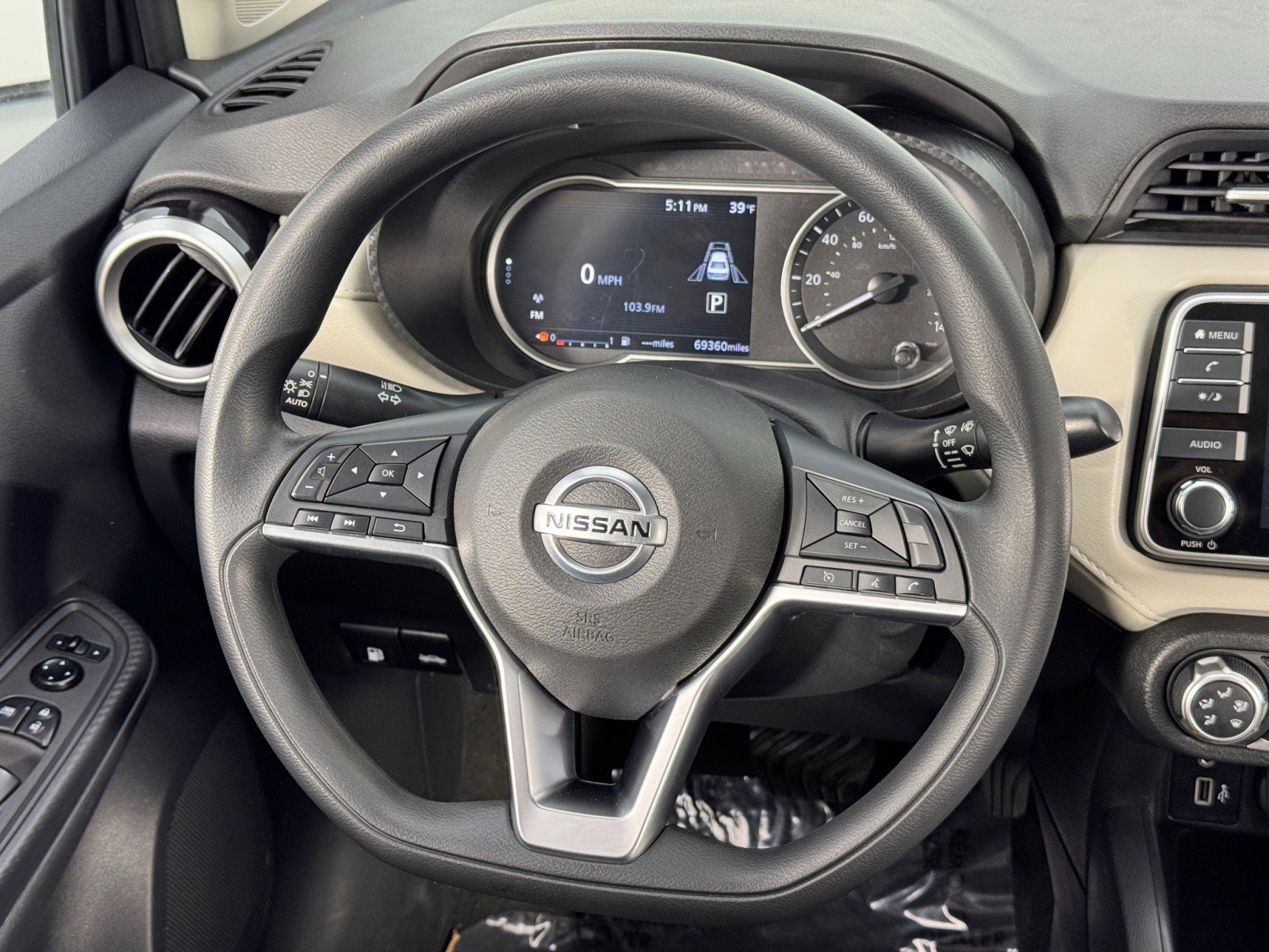 Used 2021 Nissan Versa SV image 17