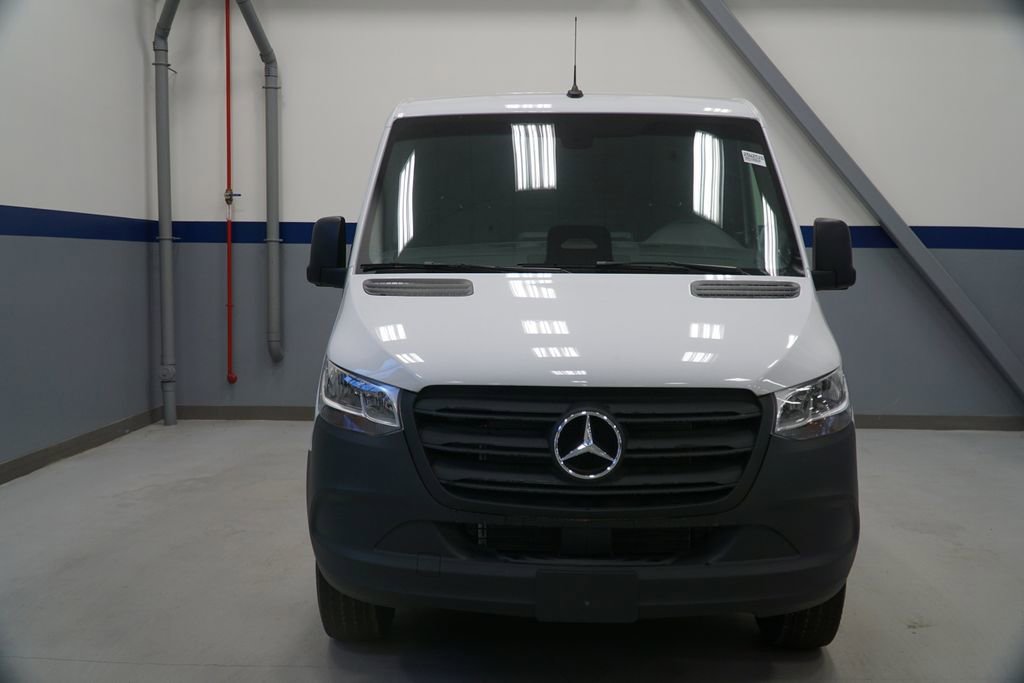 New 2025 Mercedes-Benz Sprinter 2500 image 2