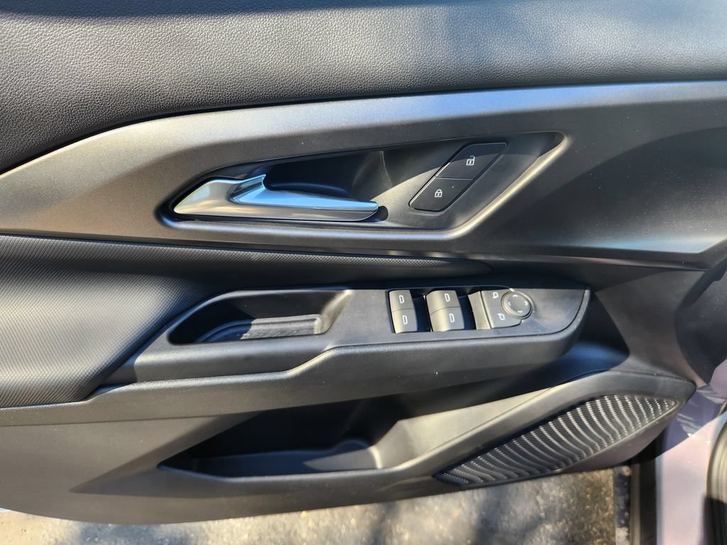 New 2026 Chevrolet Equinox EV LT FWD image 12