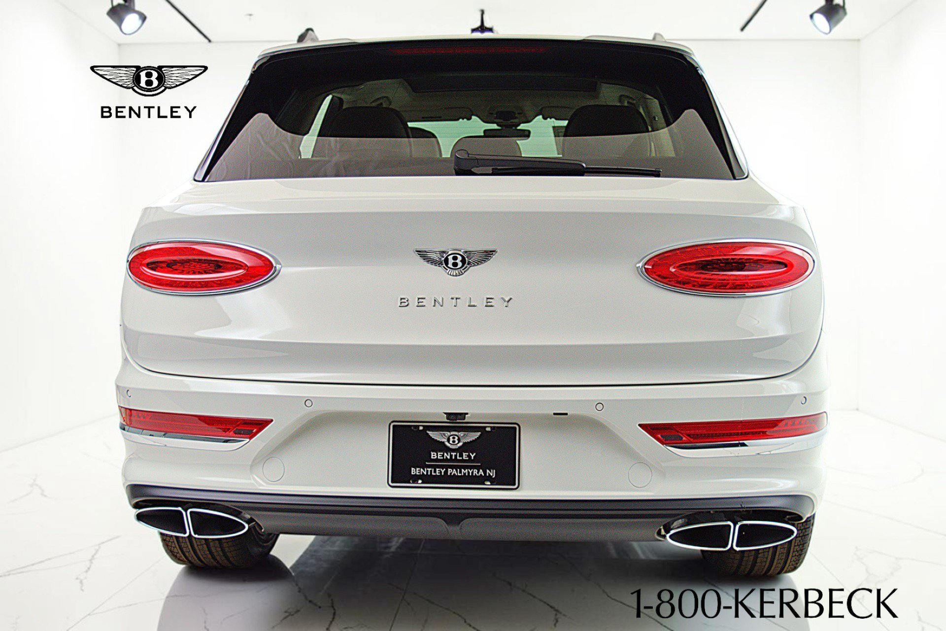 Certified 2023 Bentley Bentayga AWD/4WD image 10
