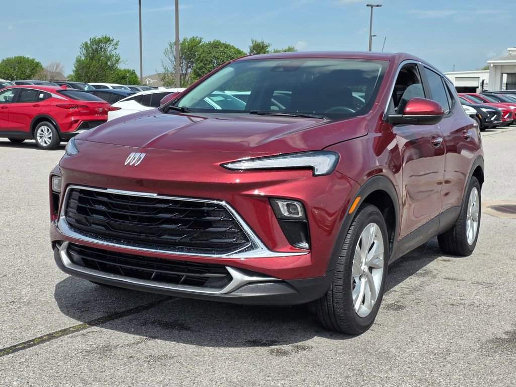 Used 2024 Buick Encore GX Preferred image 3