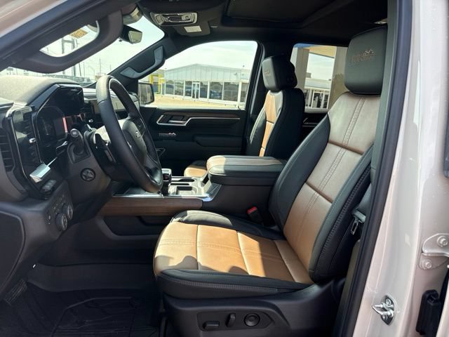 New 2026 Chevrolet Silverado 1500 High Country AWD/4WD image 11