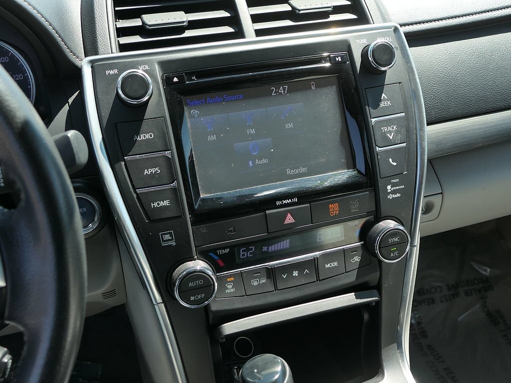 Used 2017 Toyota Camry XLE w/ Moonroof Package FWD image 20