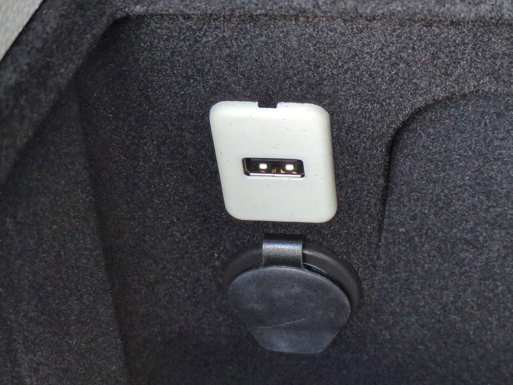 Used 2013 Chevrolet Tahoe LT w/ All-Star Edition RWD image 13